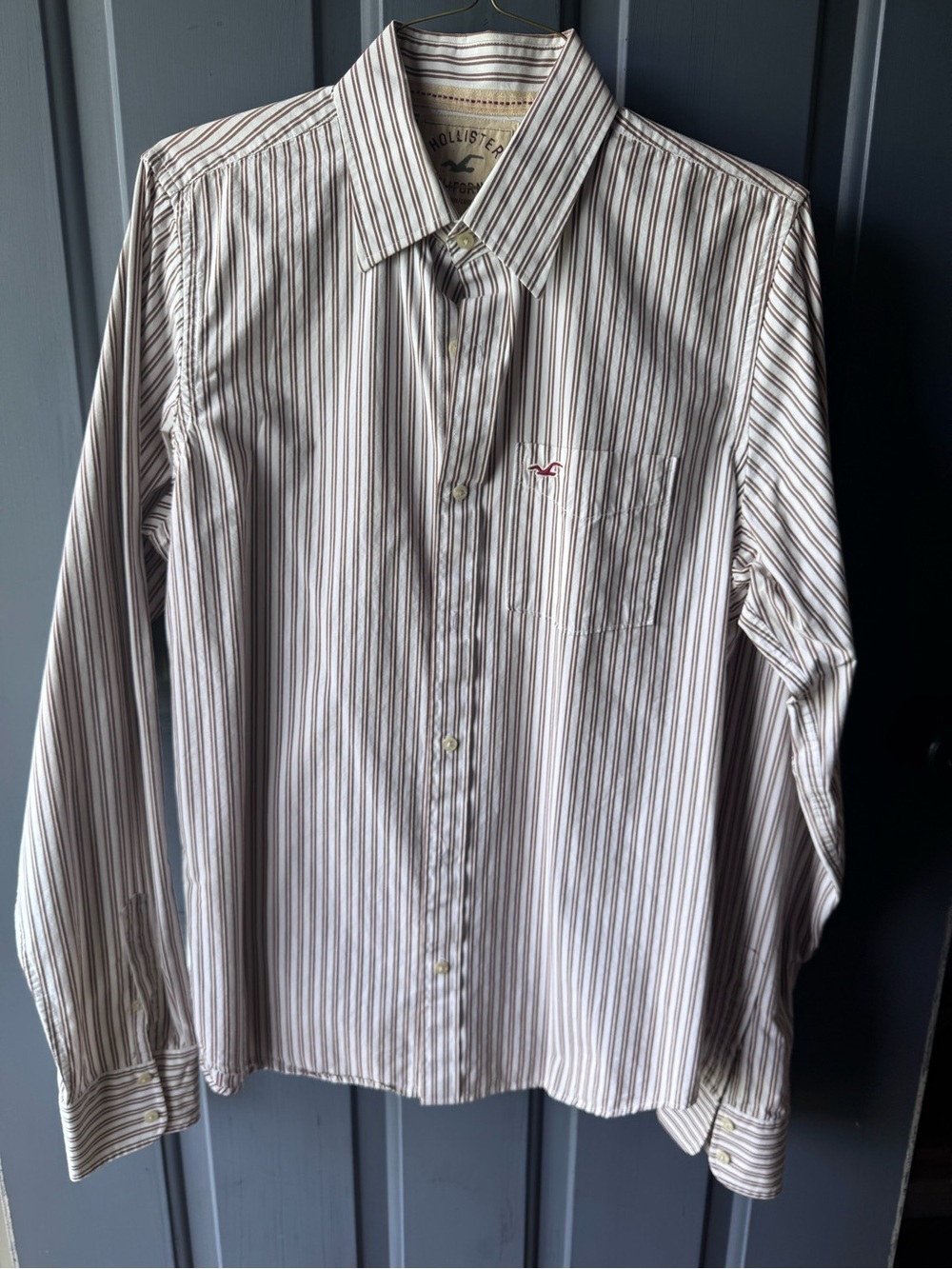 Hollister Men's White Button-Down Shirt with Brown Stripes